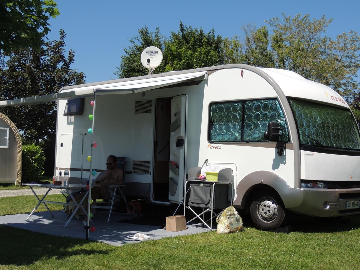 Camping l'Arada parc Hotel Sonzay Bagian luar foto